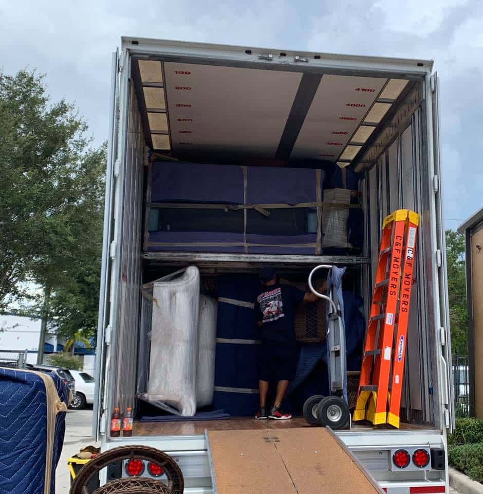 Dependable apartment movers for Wesley Chapel residents